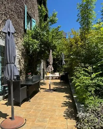 Le Mouton Bleu Bed & Breakfast *