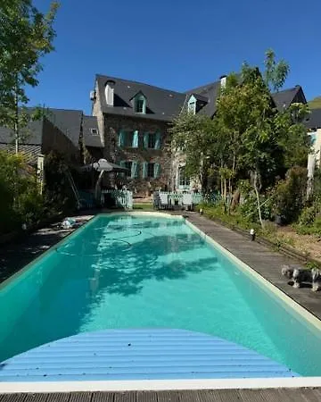 Le Mouton Bleu Bed & Breakfast Accous