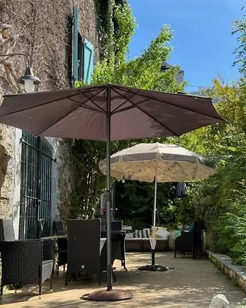 Le Mouton Bleu Bed & Breakfast 3*