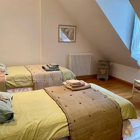 Le Mouton Bleu Bed & Breakfast *