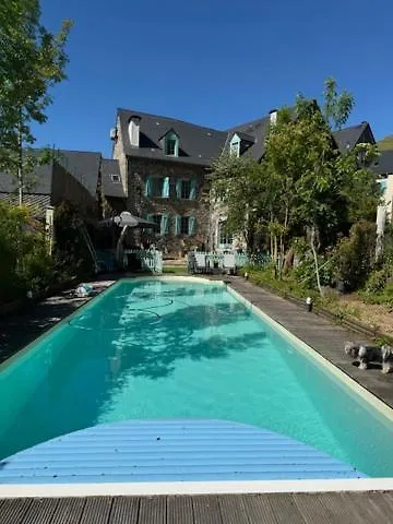 Le Mouton Bleu Bed & Breakfast Accous